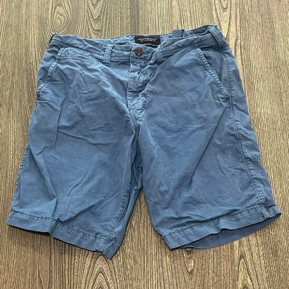 American Eagle Chino Shorts Mid Rise Flat Front Next Level Stretch Blue Size 31